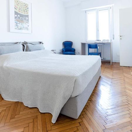 Milan Flat 5 Min From Duomo With Park For Small Cars Apartamento Exterior foto